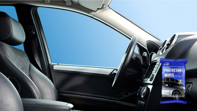 汽車內飾清潔濕巾讓愛車煥然一新，重放光彩